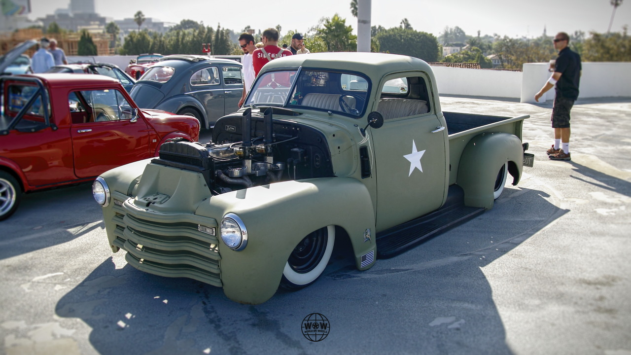 dodge39:  world-on-wheels:  as American as apple pie… Breakfast Club LA Petersen