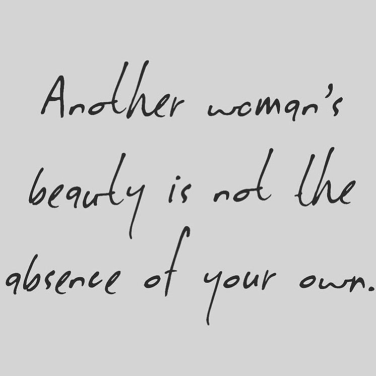 Beautiful 👑&rsquo;s goodnight by nattcity