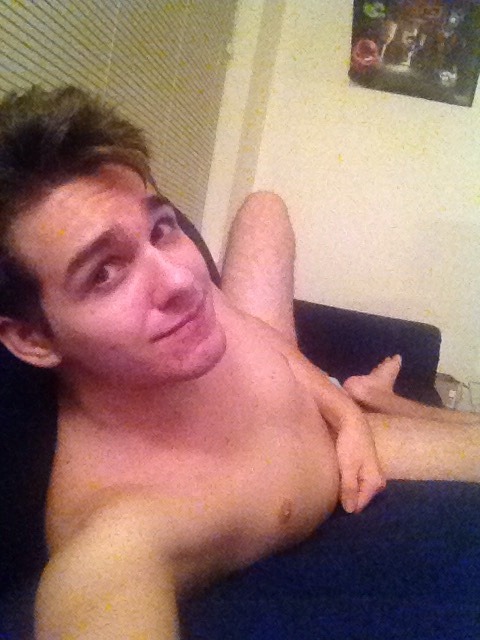 fantasticplaneteer:  Update: I didn’t leave the apartment… 