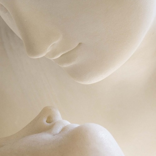 mythologer:  Detail of Antonio Canova’s Psyche Revived by the Kiss of Love (1789). 