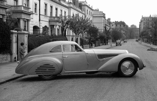 anyskin:  1938 Alfa Romeo 8C 2900 B Lungo Touring Coupe .