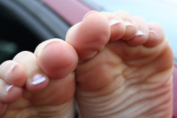 Feet Vines