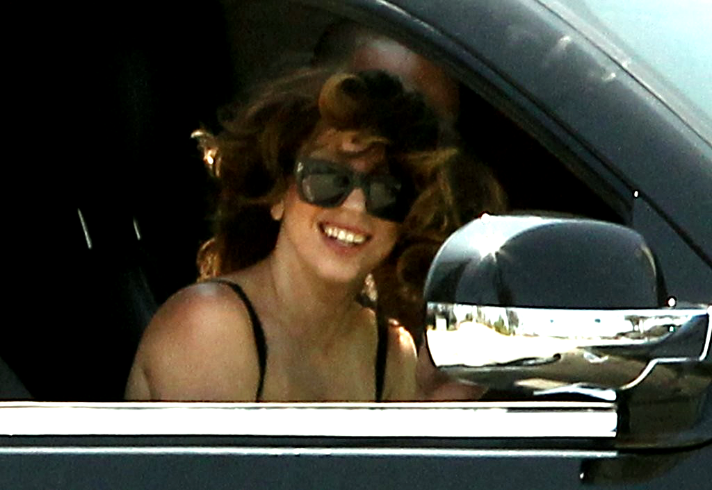 stateoftheartpop:  disneyprincess-high:  gagaroyale:  Gaga spotted yesterday in Los