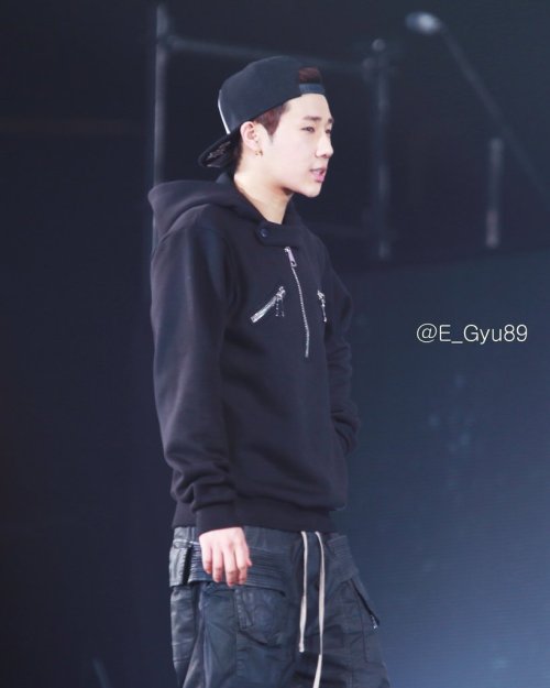 kyu–zizi:  cr: 에디규  do not edit, crop, or remove watermark