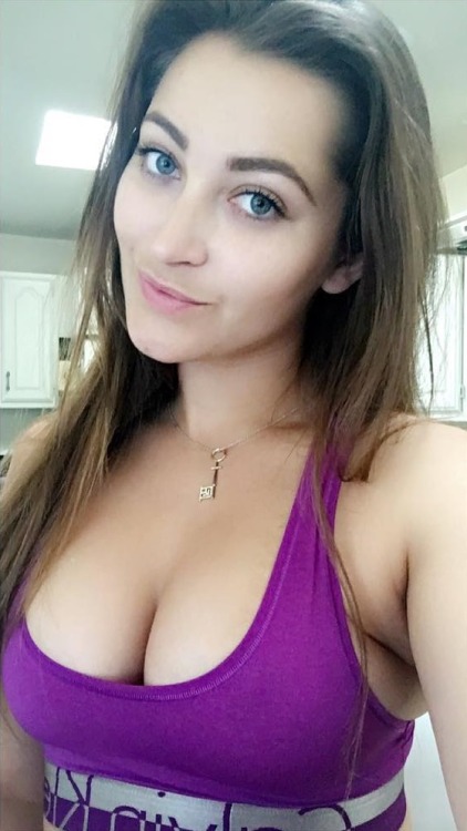 Porn photo  Dani Daniels