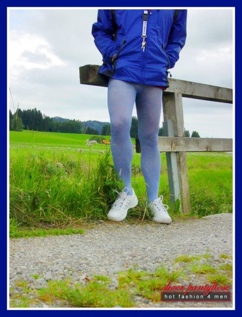 Outdoor in pantyhose