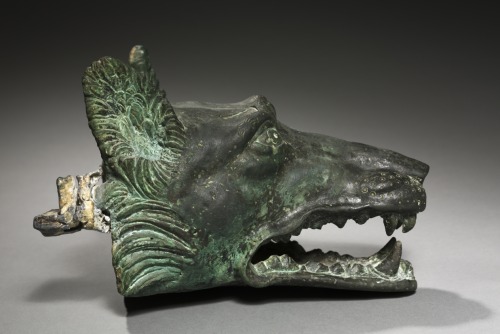 theancientwayoflife: ~Wolf-Head Barge Fixture. Date: A.D. 1-200 Place of origin: Italy, Rome From th