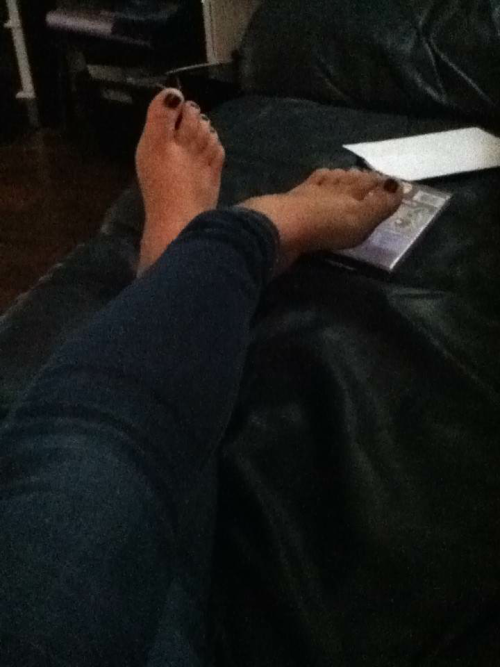 Beautiful toes of a hot and very sexy girl from Kik