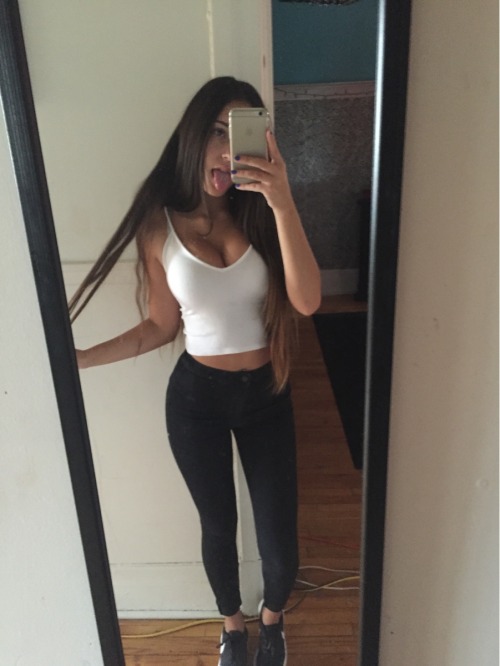 teenswank: Claudia   good girl