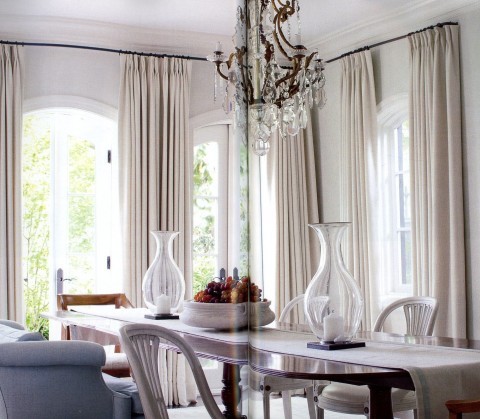 {These images of a house done by Darryl Carter (posts from the blog here) aren’t the newest, b