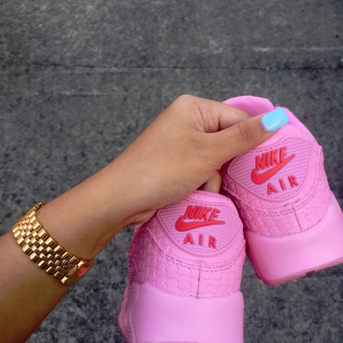 pmfvcker:  Air max 90 Shanghai  IG; angelxbowyer
