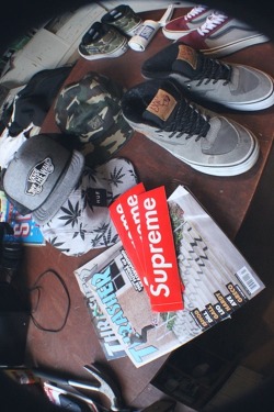 fxckfuture:   skate, urban fashion blog.