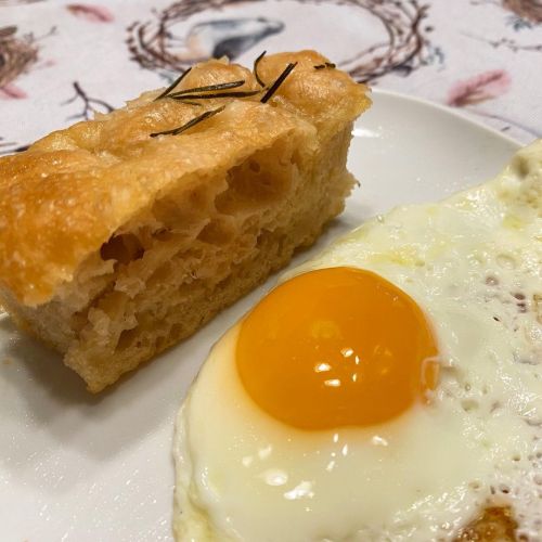 I feel good about my breakfast choices today. #foccacia #egg #JadziaCooks www.instagram.com/