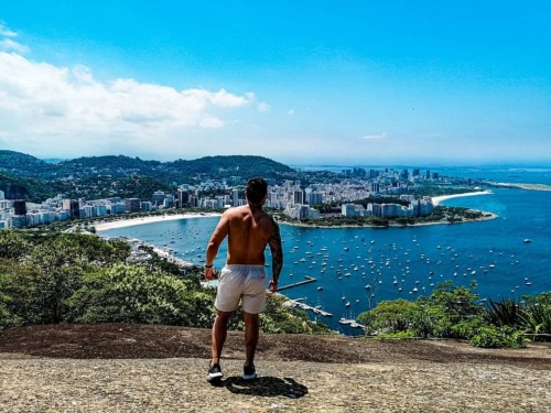 Un incurable mirada a la ciudad maravillosa . . . . . . . . . . . #Viaje #travel #brasil #playa #mar