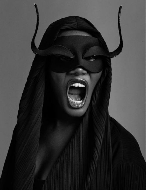Grace Jones in Eiko Ishioka