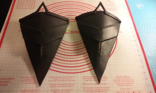 Spent About Another 7 Hours On Lady Sif Tonight. Fixed The Pauldrons As Best I Could With Black Worbla