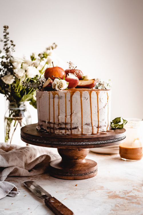 sweetoothgirl: Vegan Apple Spice Cake with Cinnamon Caramel Frosting