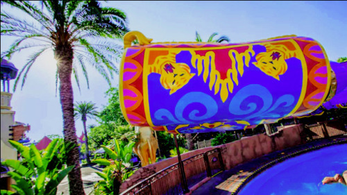 Walt Disney World | Magic Kingdom | Adventureland↪   The Magic Carpets of Aladdin