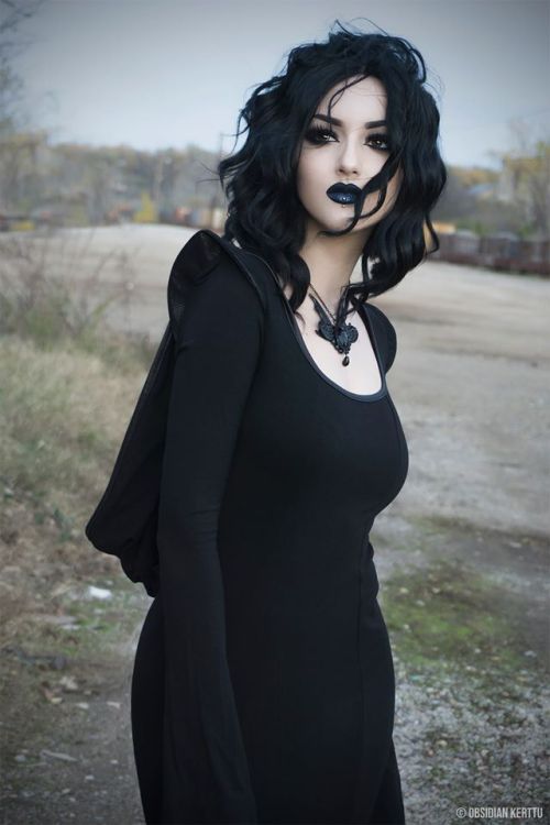 socialpsychopathblr:  Obsidian Kerttu