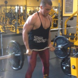 spandextights:  @jjmanofsteel looking jacked!