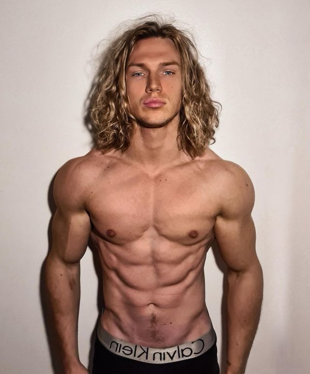 odilevaiken:Benjamin Ahlblad @fitbeny
