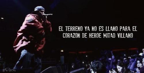 colberthd:  Perder Gente nunka es sano Mi codo va lleno de manos de kienes me llamaron hermano Disculpa voy mas tarde ke temprano Y el terreno ya no es llano, pa un corazon de Héroe Mitad Villano   Chyste mc - Razon o zoronca