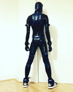 skinrubberlover:Turn your darkside into a reality