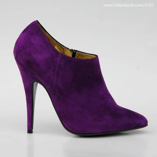 Purple suede leather 5inch high heels singlesole stiletto shoes. 100% made in Italy. Upper+ lining+s