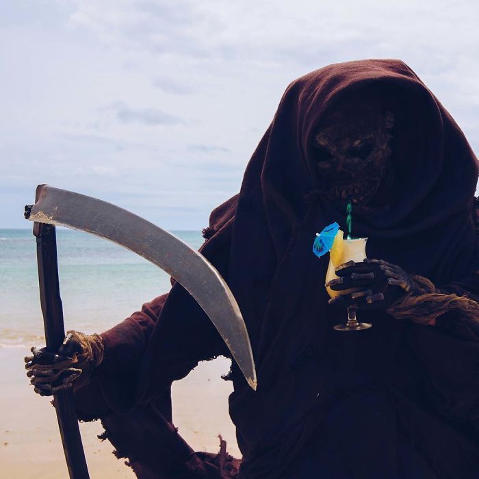 archiemcphee: Meet The Swim Reaper, death taking an extended holiday on the beaches