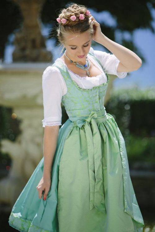 Dirndls (Click to enlarge)