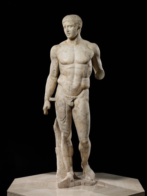 Doryphoros // Artist: Unkown // Date: 120-150 BCE // Material: Pentelic marble