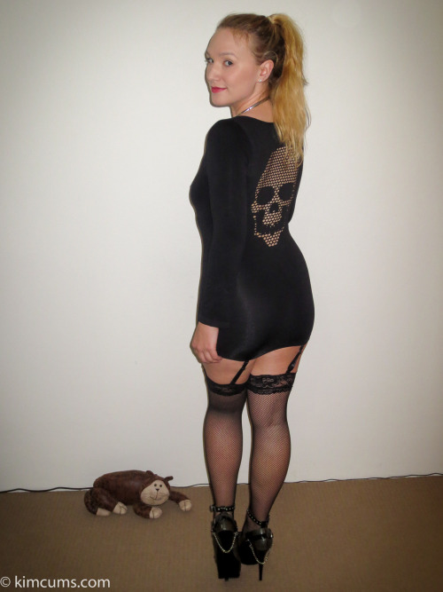 Porn photo Headed out in my skull dress for the evening!