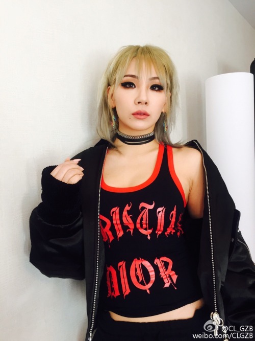 koreanghetto: 160220 CL Twitter, Instagram and Weibo: +back in seoul city for 4days+ +:@_harinlee 