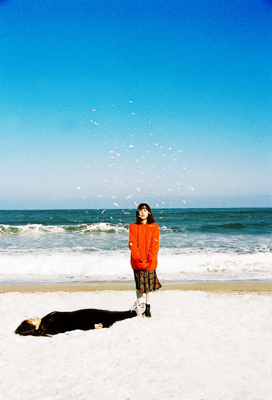 kinyoubi:  December (2014), Hasisi Park 