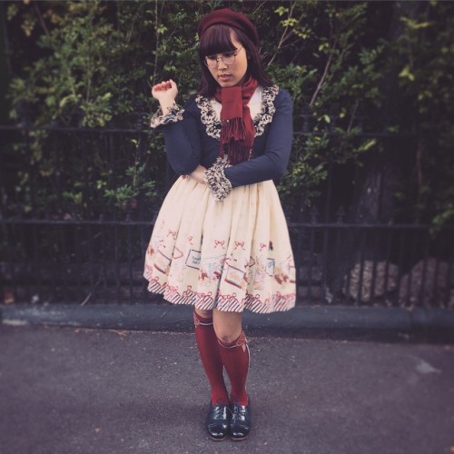 vysanthe: Happy international lolita day! Brunch with friends #ootd but not sure on this coord, too 