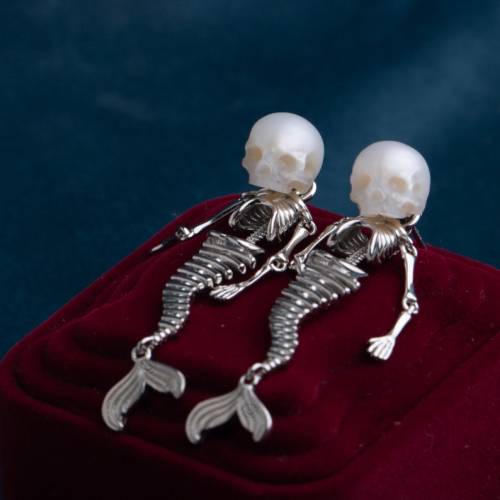 Porn photo littlealienproducts:    Mermaid AndSkeleton