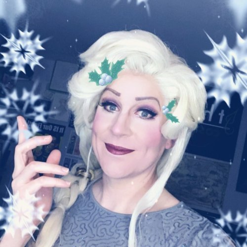 ❄️ . . I pushed myself to do yet another makeup test tonight and I am SO HAPPY with how it came out!