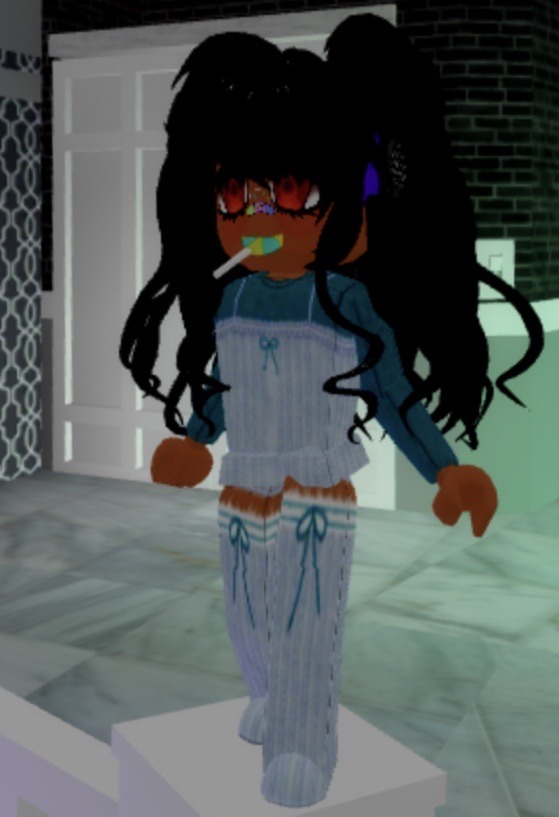 Roblox Character Tumblr - 2 aesthetic roblox characters