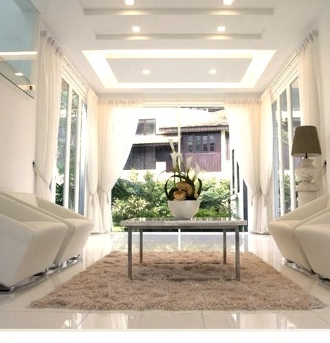 Mudroom - Modern Entry