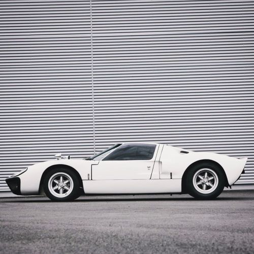 utwo:  1969 Ford GT40© LE CERCLE ONZE