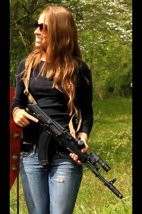 makarov92:  I love this pic. Many (but not all) of the other women with guns pics boil down, to a women who knows nothing of guns trying to be the tolken “gun girl”, without getting it. There was a perfect pic that exemplified this, it was a of
