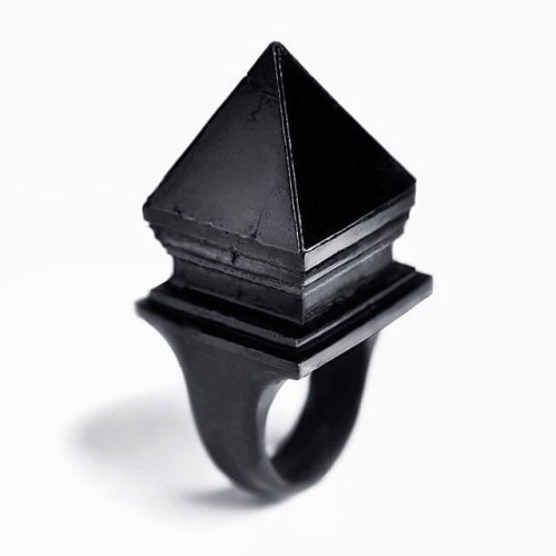 beautifulbizarremagazine: Pressed Coral Black Pyramid Ring by @macabregadgets! WAY COOL!