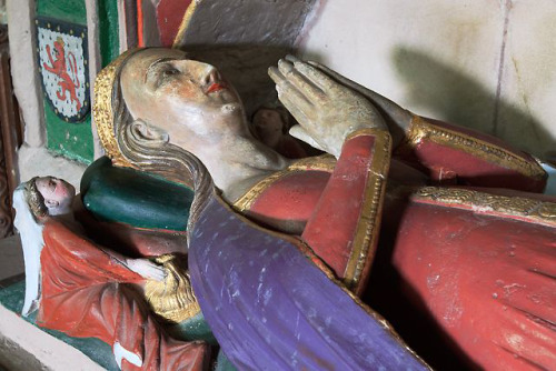 Painted effigy of Elizabeth Elizabeth Plantagenet of Lancaster, Duchess of Exeter (1363-1426)