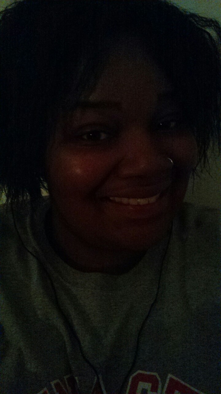 justanothertauruswoman:  Am I too late? #blackout #blackgroupmehasnochill #biggirldontcare
