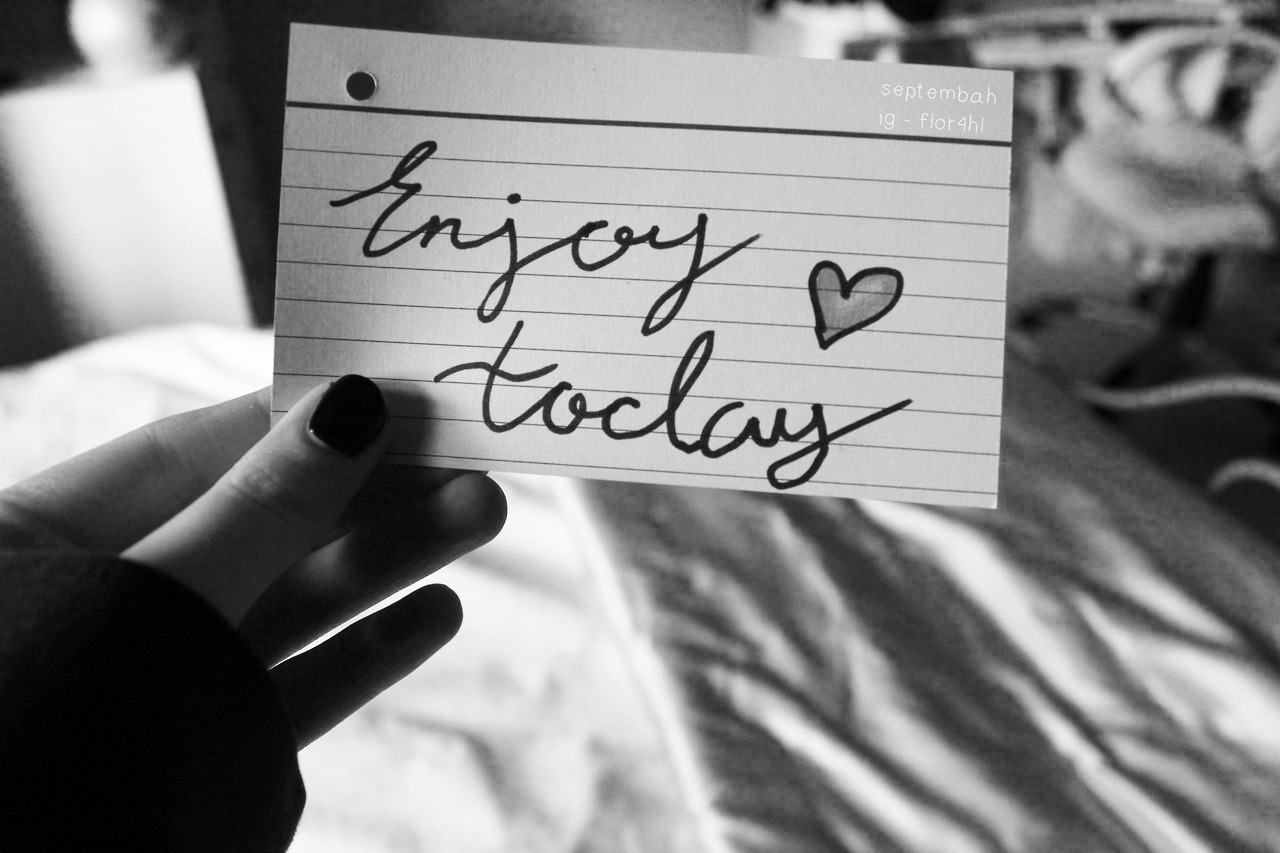 before-i-forget-freedom:  my-super-secret-blog:  You too  ❤️☺️❤️  Always