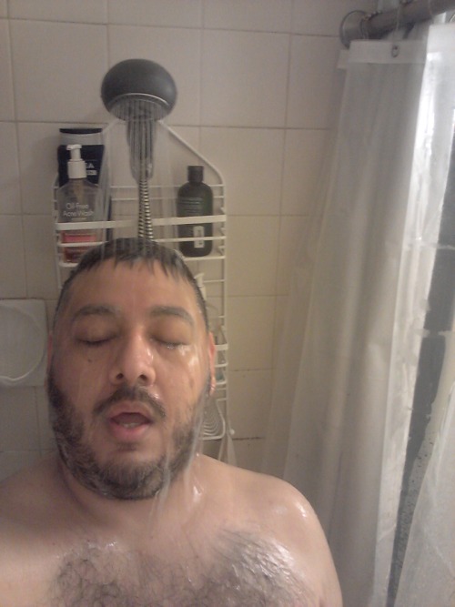 txevildoer666:  Request for a wet shot fulfilled…sort of. I’m sure there’ll be more.