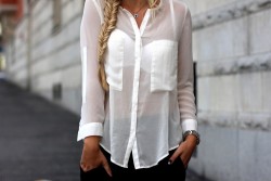 fashionshitiscray:  http://fashionshitiscray.tumblr.com/