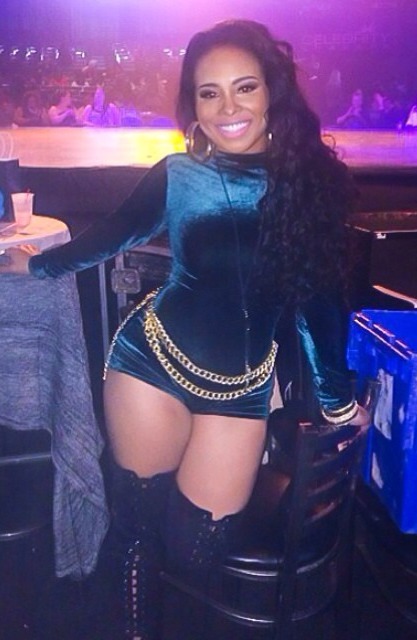 pookaluvcurves: Pookaluvcurves