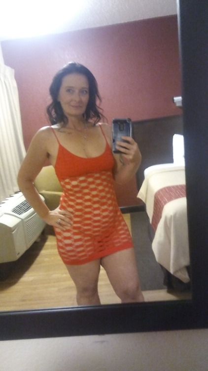 frbichick: The beginning of our first night out in a while