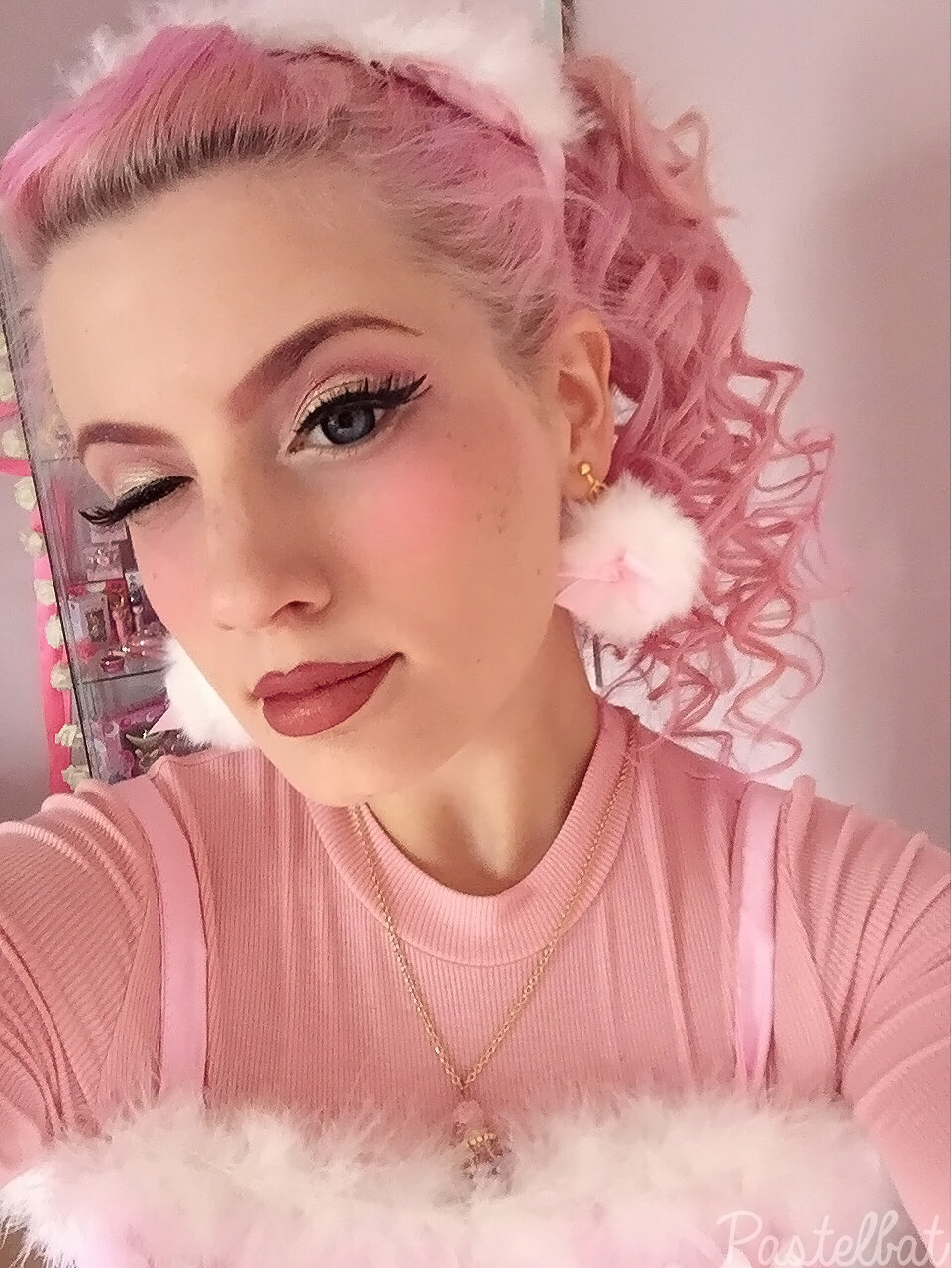 pastelbat:  Powder puff girl fashion (♡ε♡ )Outfit rundown:  Hair extensions: